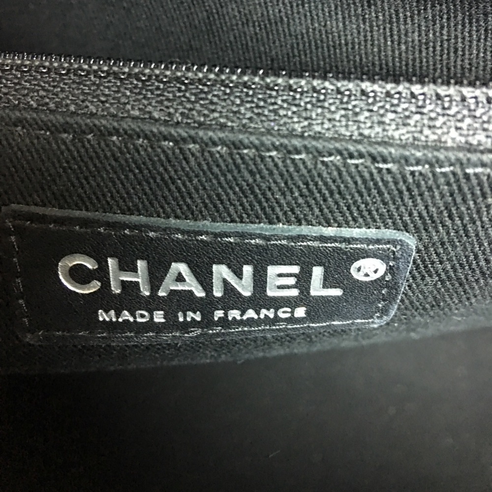 💯SOLD💯Chanel Black Diamond Quilted Lamb Leather - Picture 3 of 8